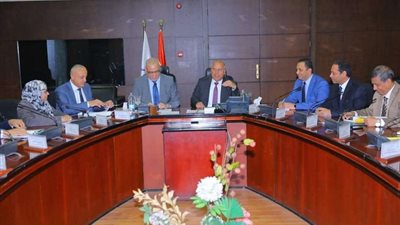 وزيرا النقل والإسكان يتابعان تنفيذ عددًا من المشروعات المشتركة