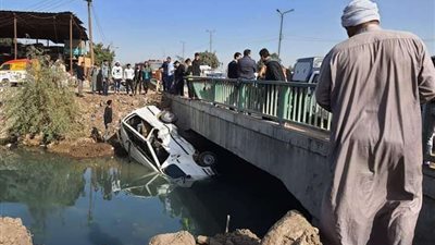 إصابة 5 أشخاص في حادث إنقلاب سيارتين على طريق الإسماعيلية