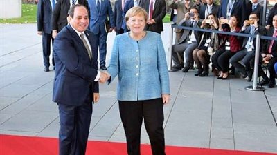 الباز يشيد بنشاط الرئيس السيسي في برلين: 