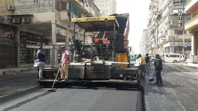 بتكلفة مليون 950 ألف جنيه.. رصف طريق 