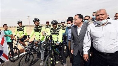 مصطفى مدبولي يشهد افتتاح مضمار الدراجات بمدينة الخارجة