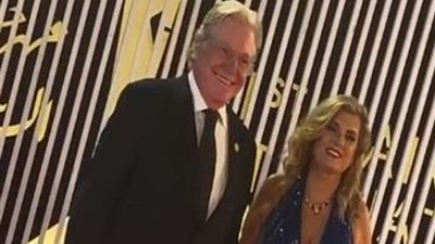 لأول مرة.. زوجة حسين فهمي في مهرجان القاهرة السينمائي