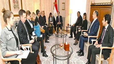 السيسي يستقبل وزير الاقتصاد والطاقة الألماني
