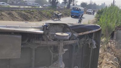 تحقيقات مكثفة لكشف ملابسات حادث انقلاب سيارة ومصرع شاب في الجيزة