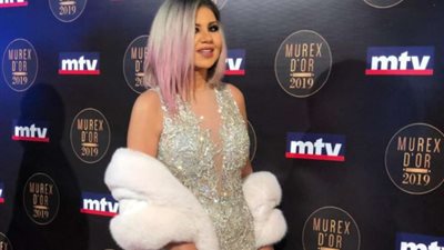 قبل المهرجان.. شاهد إطلالة بوسي شلبي في افتتاح القاهرة السينمائي