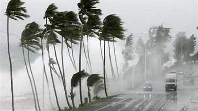 عاصفة ترابية تضرب محافظة أسوان