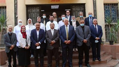 وزير الزراعة يطالب بإيجاد حلول عملية للتعامل مع ظاهرة التغيرات المناخية ( صور)