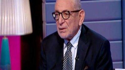 تعليق ناري من عدلى القيعي على كريم حسن شحاتة