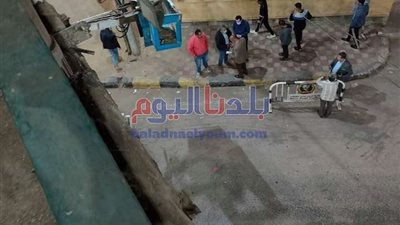 انقلاب سيارة أعلى كوبرى النيل في بني سويف