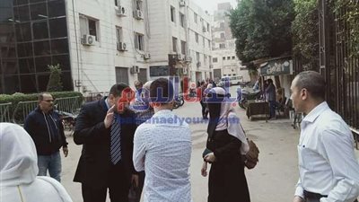 وكيل صحة المنوفية يتابع دخول العاملين المتلقين للقاح كورونا بالديوان