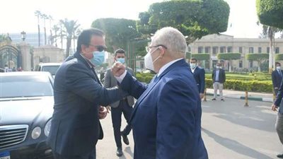 الخشت وعبد الغفار يتابعان تنفيذ قرارات مجلس الوزراء