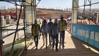 نائب وزير الإسكان يجري جولة تفقدية بالعاصمة الإدارية الجديدة