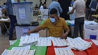 الانتخابات العراقية..  مفوضية تبدأ الفرز اليدوي بمراقبة دولية
