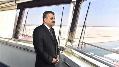 الفريق ربيع: الملاحة تشهد عبور ٨٠ سفينة بحمولات ٥,٤ مليون طن