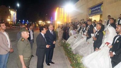 القوات المسلحة تنظم حفل زفاف جماعي لعدد من الأسر الأكثر إحتياجاً