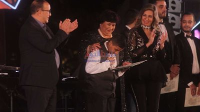 بالصور.. وزيرة الثقافة تُسلم جوائز مسابقة مهرجان الموسيقى العربية