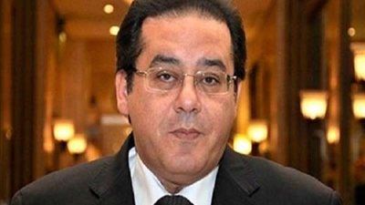 الباز: أيمن نور يمر بأزمة خيانة وهذا ما سيظهر خلال الأيام القادمة