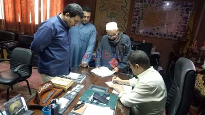 رئيس مدينة أشمون يستجيب لمطالب 50 مواطن خلال لقاء خدمة المواطنين