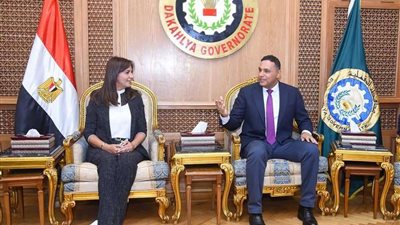 وزيرة الهجرة: حريصون على حياة أبنائنا وتوفير البدائل الآمنة للهجرة غير الشرعية