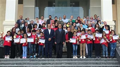 محافظ الإسكندرية يكرم 29 طفل من أوائل الفائزين بمسابقة 