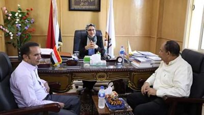 نائب محافظ الوادي الجديد تلتقي وفد المجلس القومي للأمومة والطفولة