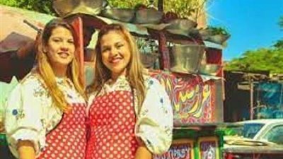 لمياء ولبنى يقدمان نموذج للحياة العملية بـ مشروعهما الخاص