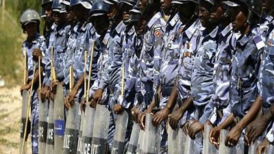 خلال الاحتجاجات.. الشرطة السودانية تعلن الالتزام بضبط النفس رغم العنف