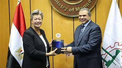 وزير القوى العاملة يبحث مع المفوضة الأوروبية الحد من الهجرة غير الشرعية