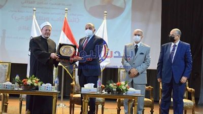 مفتي الديار من جامعة بني سويف: قادرون على التصدي لكافة التحديات بفضل الوحدة