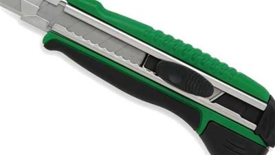 القبض على طالب مزق وجه زميله بـ