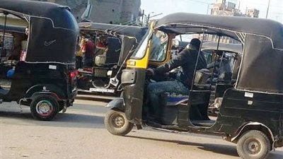 باحث اقتصادي: التوك توك يؤثر سلبا على الاقتصاد.. فيديو