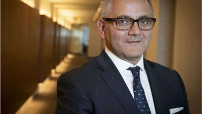 وزيرة الهجرة تهنئ أول مصري وعربي يتولى رئاسة غرفة الأعمال التجارية بكندا