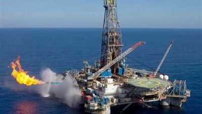 الباز: مصر لم تعلن عن اكتشافات البترول إلا بعد عام حتى تستكمل التسليح