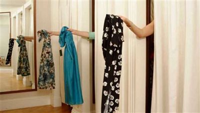 صاحب محل ملابس حريمي يسقط في قبضة الأمن بالغربية.. صورهم داخل البروفة