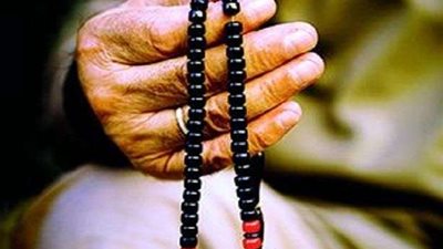 نَسُوا اللَّهَ فَنَسِيَهُمْ.. هذا ما يحدث إذا غاب قلبك عن ذكر الله؟