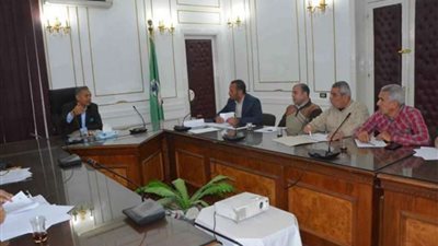 جهاز شباب الخريجين بالمنيا  يمنح قروض لـ69 شابًا لعمل مشروعات صغيرة