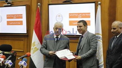 وزير التعليم يكرم المعلمين الفائزين في مسابقة مجلة المعلم