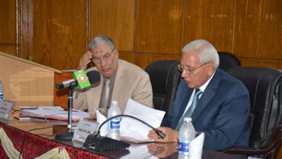 محافظ الدقهلية يقرر إطلاق أسماء عدد من الشهداء على المدارس