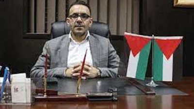 أبومازن يدين اعتداء الاحتلال الاسرائيلي على محافظ القدس