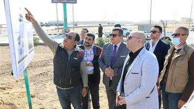 محافظ بني سويف يتابع الأعمال الجاري تنفيذها لإنشاء ميدان حضاري شرقاً