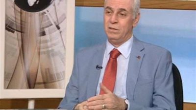 استاذ الصدر بالقصر العيني: من المتوقع انخفاض الإصابات في ظل إقبال المواطنين على التطعيمات