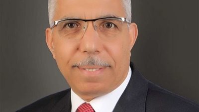 محمد الغباشى: لابد من تضافر جميع الجهات والمؤسسات فى الدولة لمواجهة خطر الشائعات على السوشيال ميديا