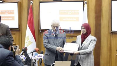 وزير التعليم يعلن آلية عقد امتحانات يناير للصفين الأول والثاني الثانوي