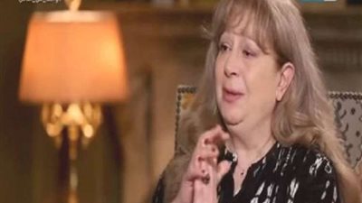 سمية الألفي تتراجع عن قرار اعتزالها الفن