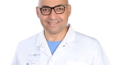 استاذ جراحة الصدر يكشف أعراض وعلاج ضيق القصبة الهوائية