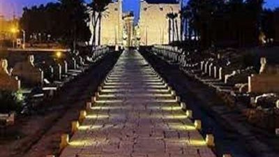 طريق الكباش.. قنديل: الدولة المصرية تخرج بتاريخها الهائل للعالم