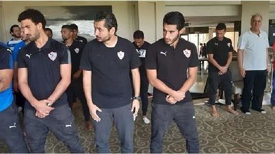 بعثة الزمالك تؤدي صلاة الجمعة في لوبومباشي