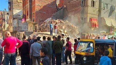 انهيار منزل مكون من ٥ طوابق بالدقهلية