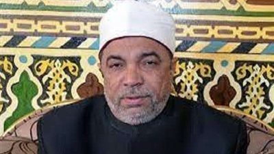 جابر طايع يعطي روشتة علاج القلب المنحرف.. محل نظر الله