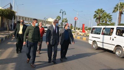 محافظ القليوبية يتفقد مشروعات شبرا الخيمة